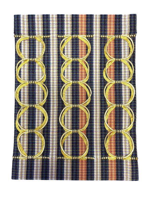 Jenny Waterson. Transversing (helix). Hand weave. Acrylic, nylon and Lurex yarns.